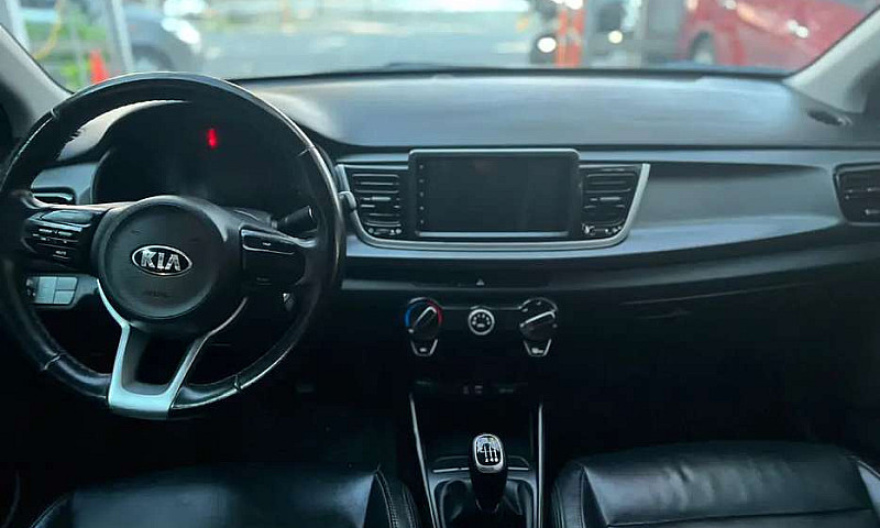 Kia Río Vibran 1.4...