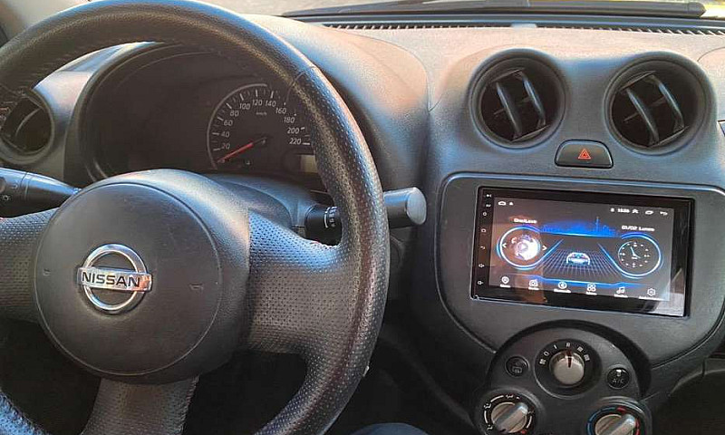 Nissan March 2016...