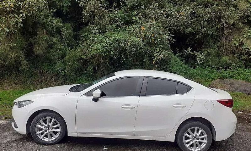 Mazda 3 2016 Perfect...