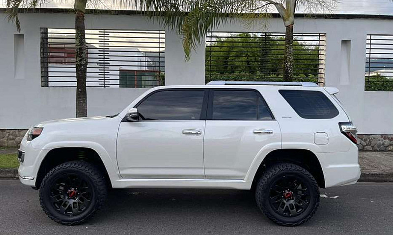 4Runner 2017...