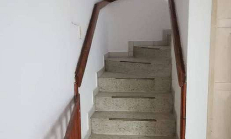 Casa Dos Pisos, Vill...