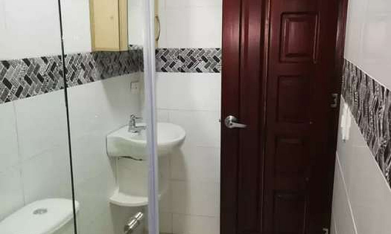 Se Vende Casa Grande...