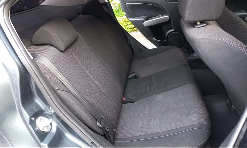 Mazda 2 2011 Sedan A...