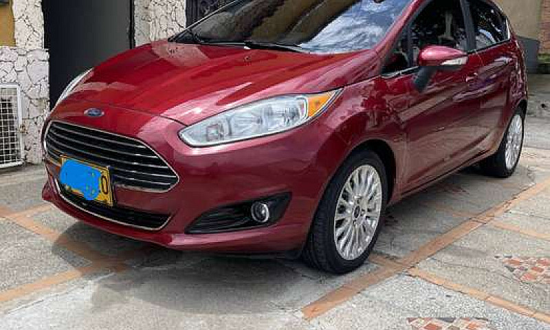 Ford Fiesta Titanium...