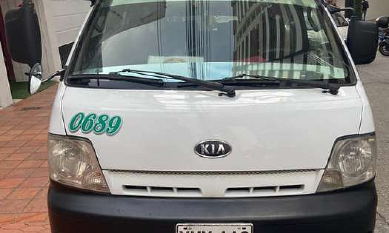 Buseta Kia Pregio 19...