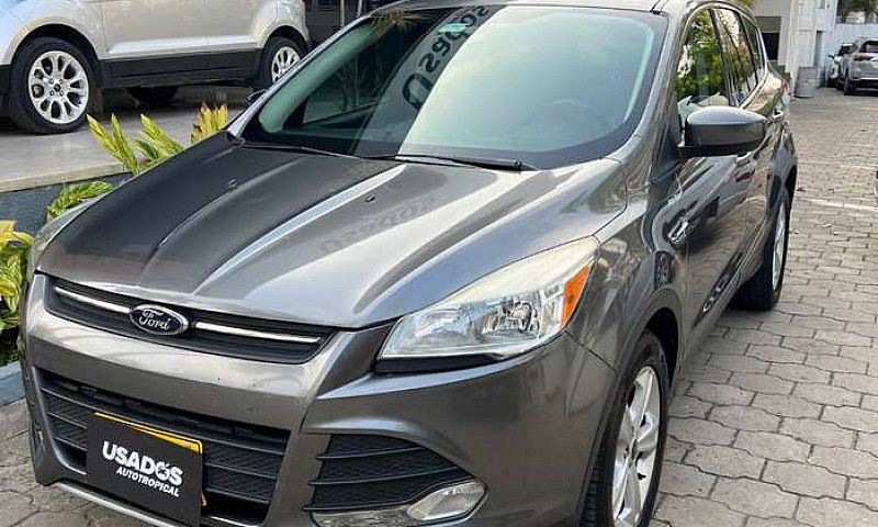 Vendo Ford Escape...