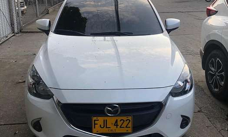 Mazda 2 Touring 2019...