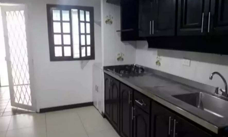 Arrendó Casa Bosques...