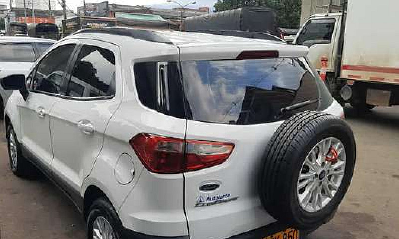 Vendo Ford Ecosport ...