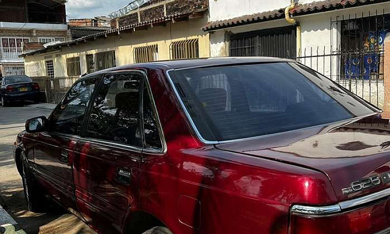 Vendo Mazda 626 L Mo...