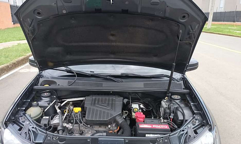 Renault Sandero 2018...