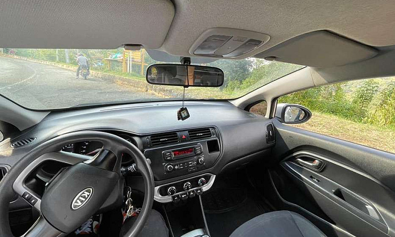 Vendo Hermoso Kia Ri...