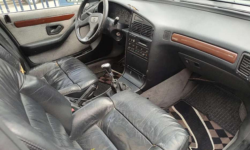 Peugeot 405 Sedan 19...