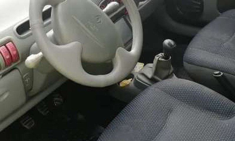 Vendo Twingo 2012...