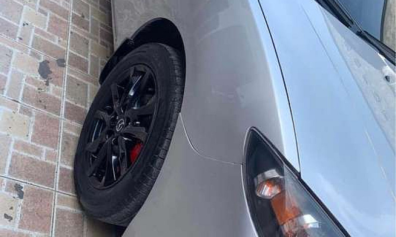 Hermoso Mazda 3 Nego...