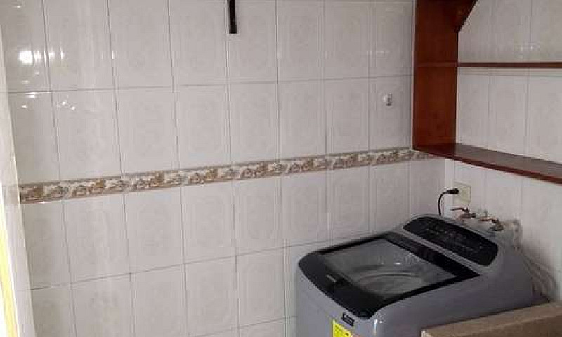 Apartamento Amoblado...