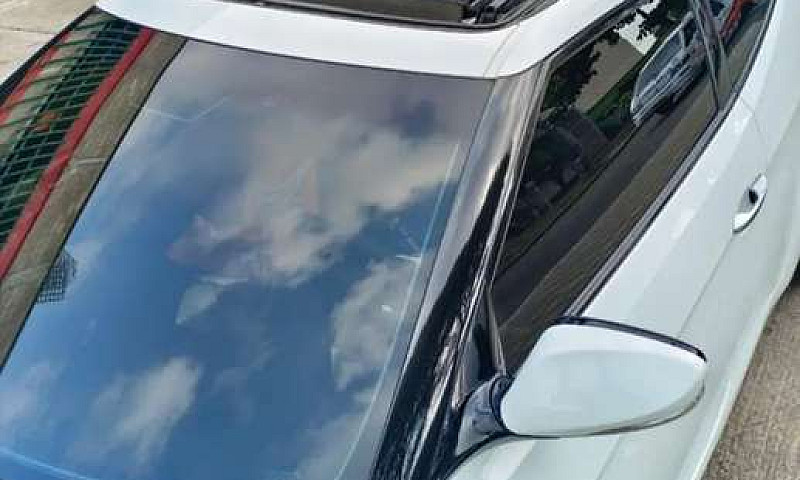 Hermoso Hyundai Velo...