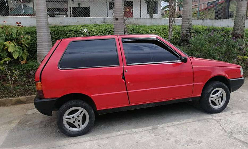 Fiat Uno 70S...