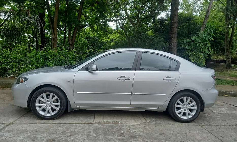 Mazda 3 Sedan 1.6 Mt...