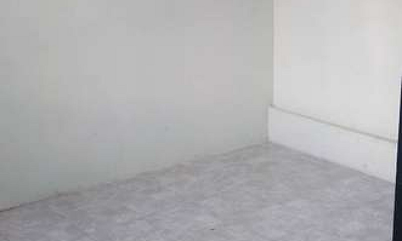 Arriendo Casa...