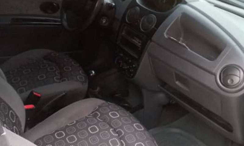 Carro Spark Life...