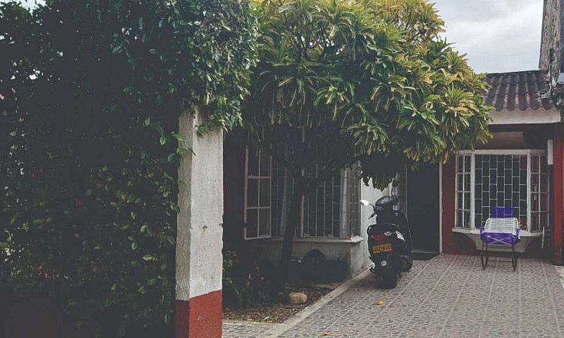 Vendo Casa Familiar,...