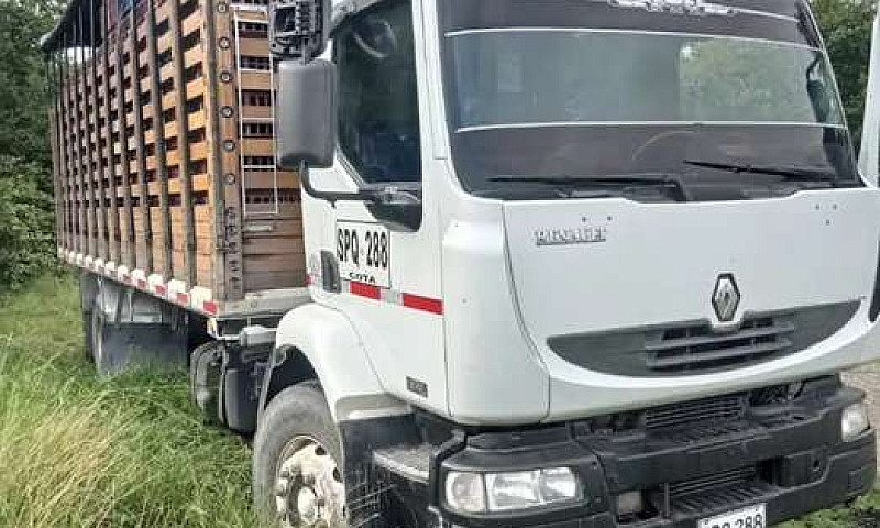 Renault Midlum 2006...