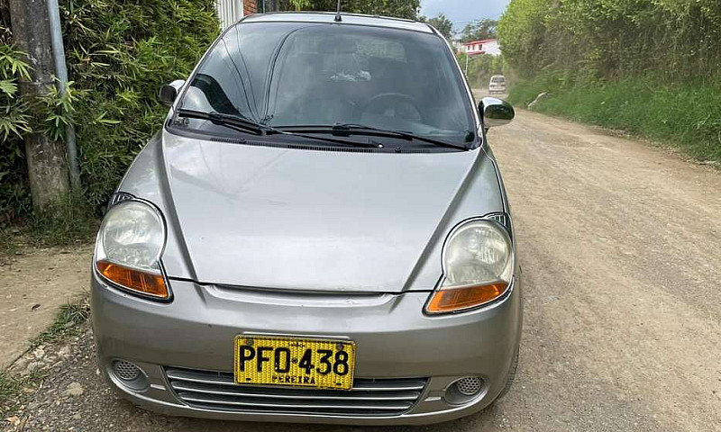 Vendo Chevrolet Spar...