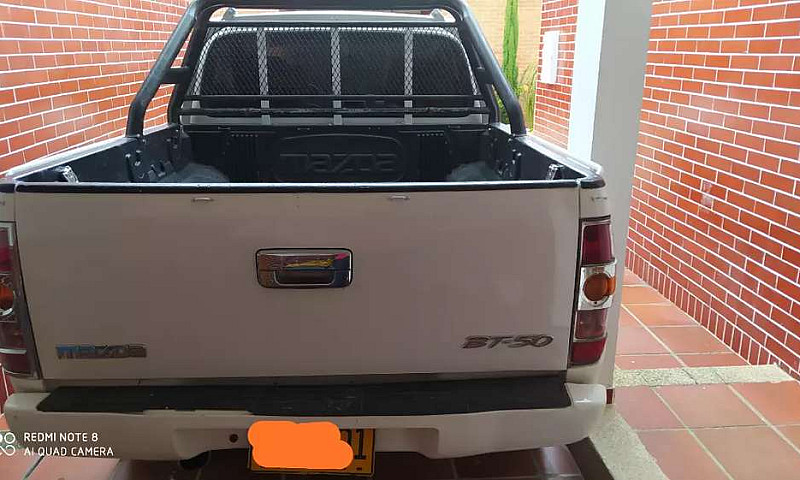 Se Vende Mazda Bt50 ...