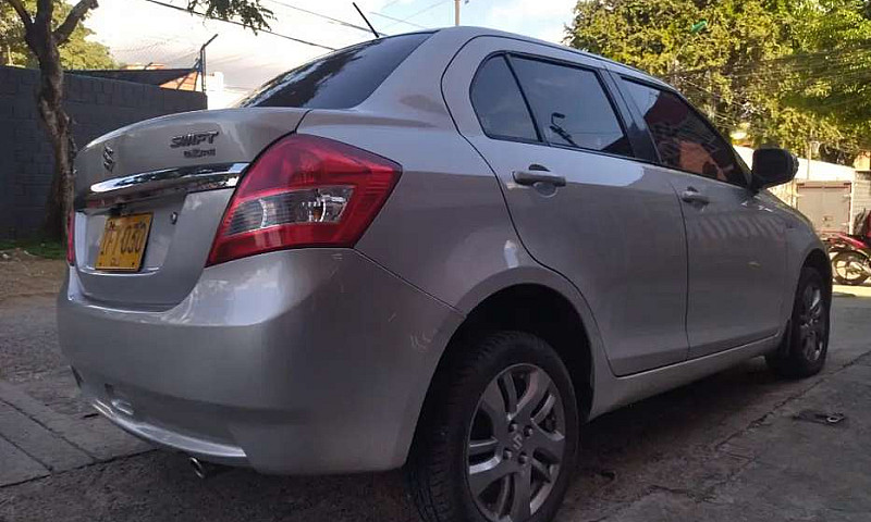 Suzuky Dzire 2015...