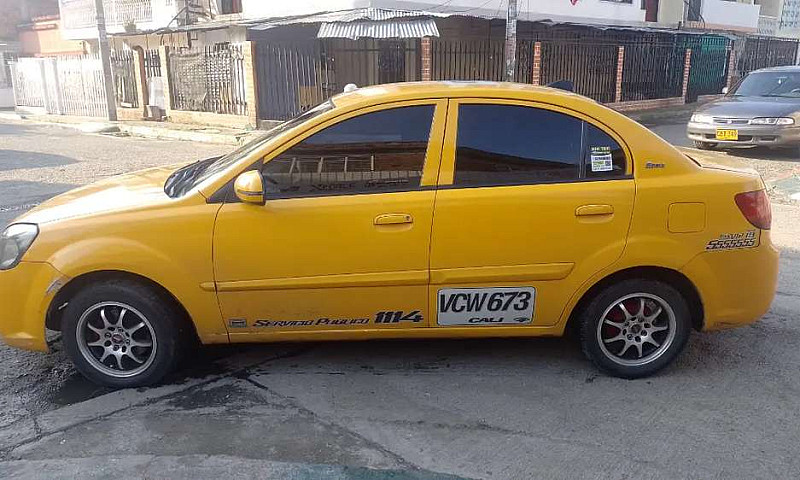 Vendo Kia Sephia...