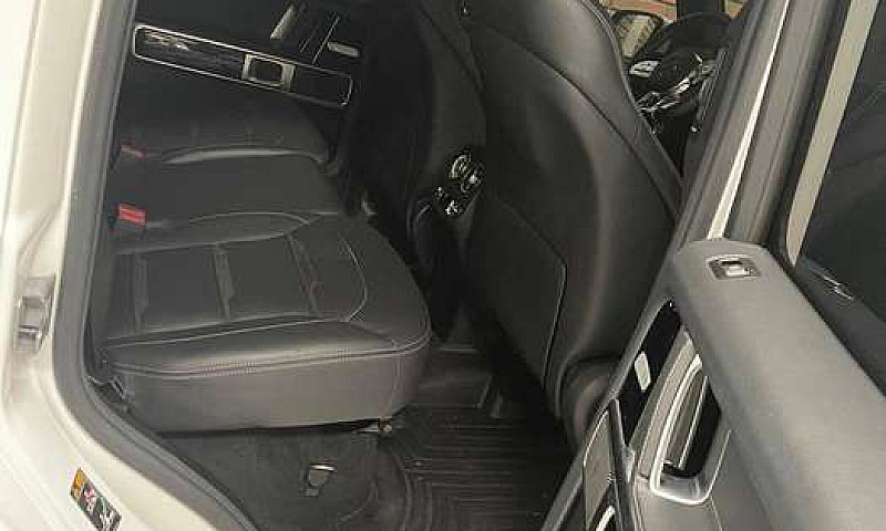 Mercedes Benz G63 Am...