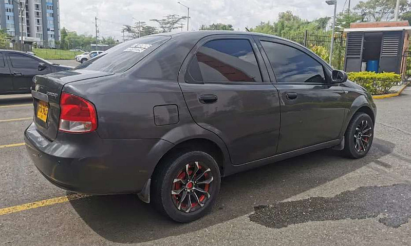 Vendo Aveo 1.6 En Pe...