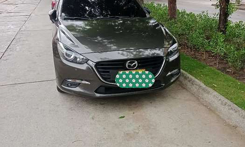 Mazda 3 Touring Auto...