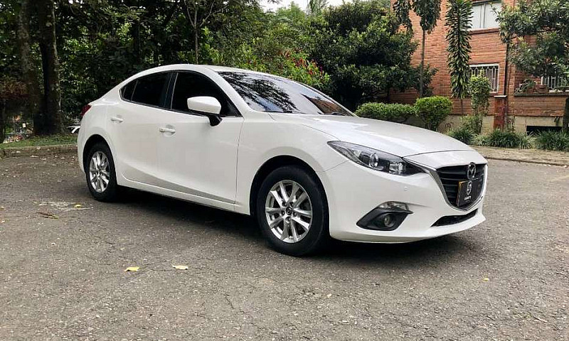 Mazda 3 Touring 2016...