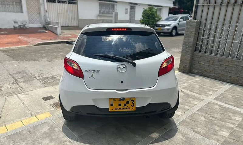 Vendo Mazda 2 Modelo...
