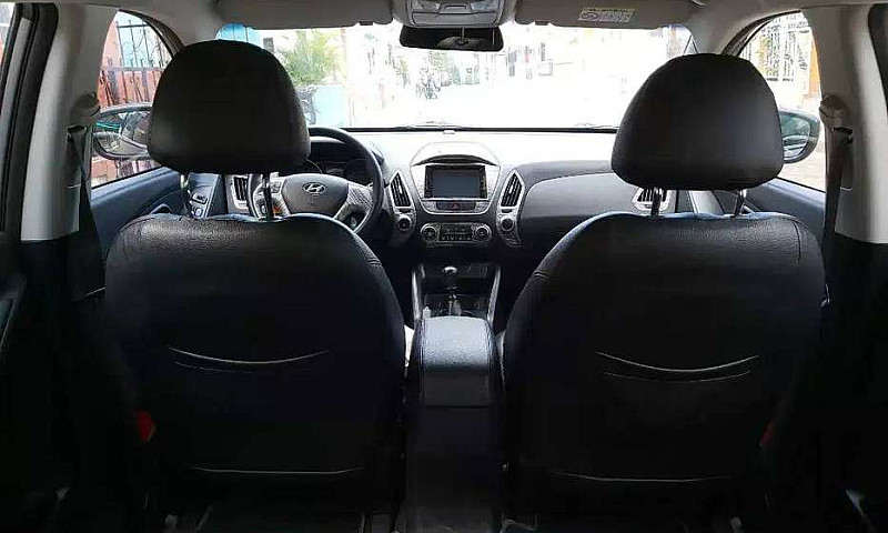Hyundai Tucson Ix-35...