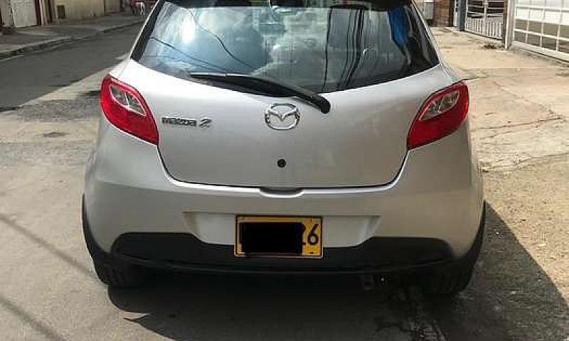 Mazda 2 Perfecto Est...