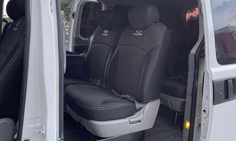 Hermosa Hyundai H1 G...