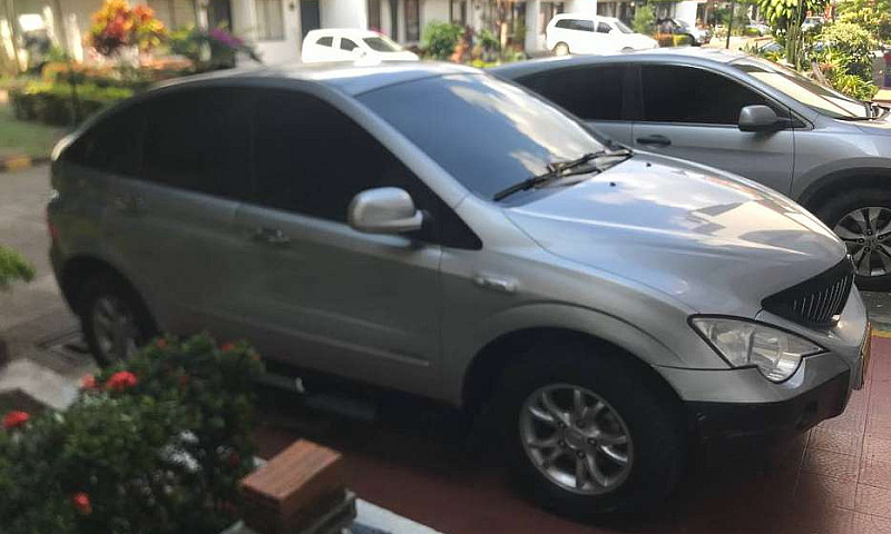 Vendo Ssangyong Acty...