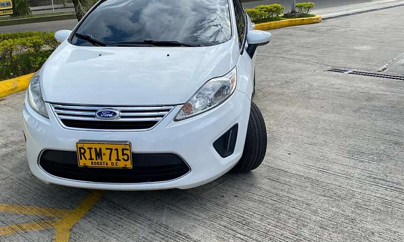 Ford Fiesta Se  Mode...