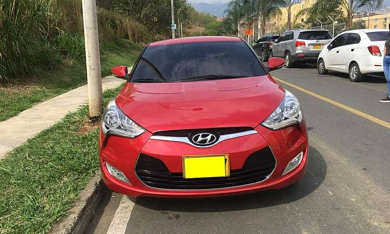 Hyundai Veloster Pre...