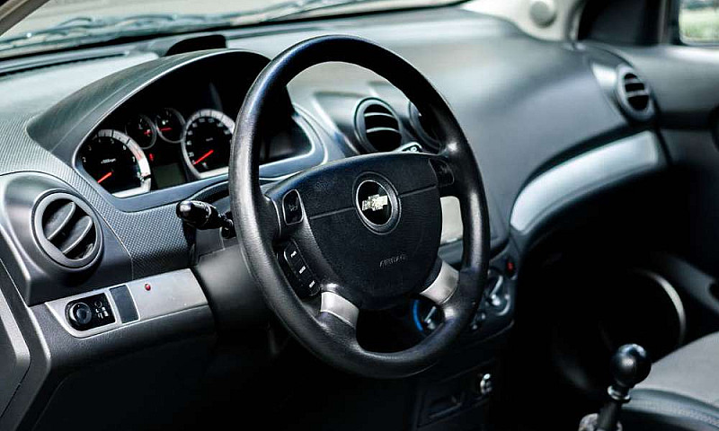 Chevrolet Aveo Emoti...