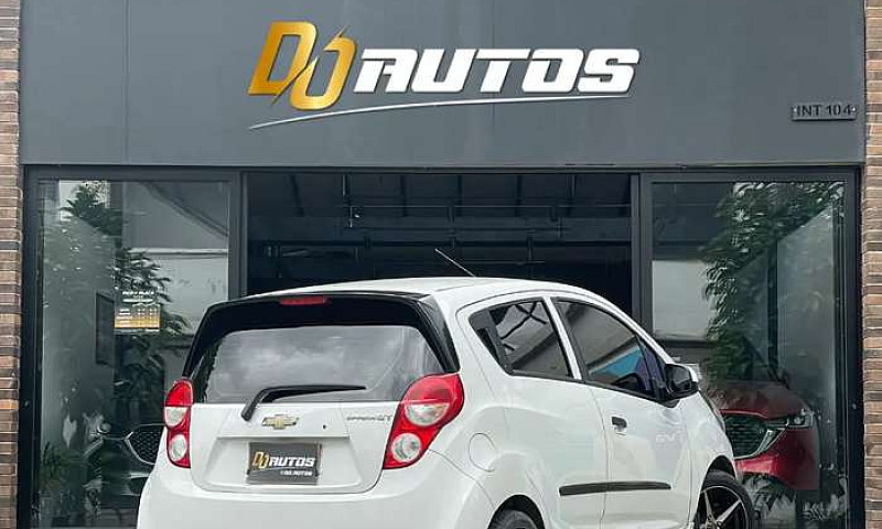 Hermoso Spark Gt...