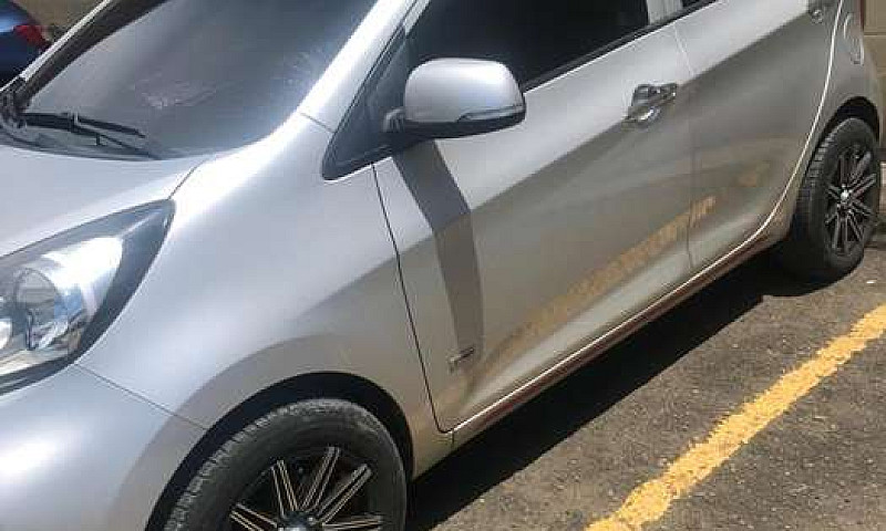 Vendo Kia Summa 2017...