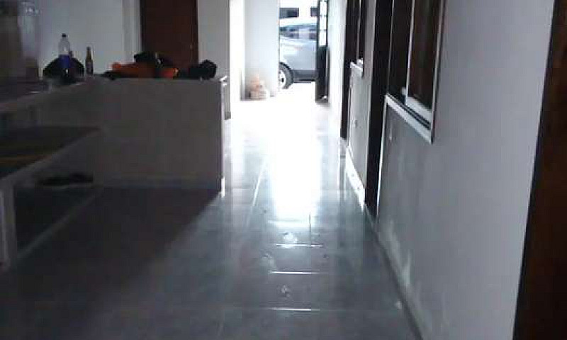 Arriendo Casa A Estr...