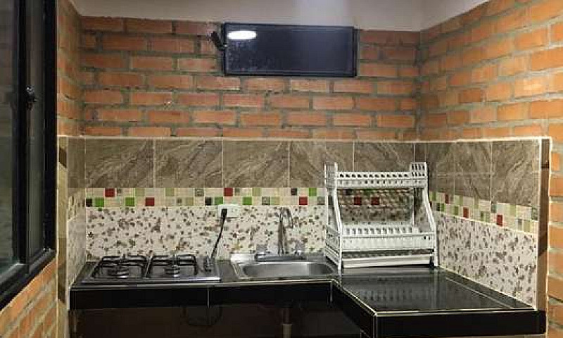 Se Alquila Apto 2 Pi...