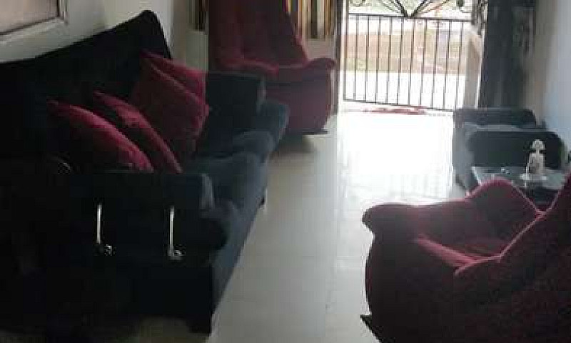 Se Vende Casa...