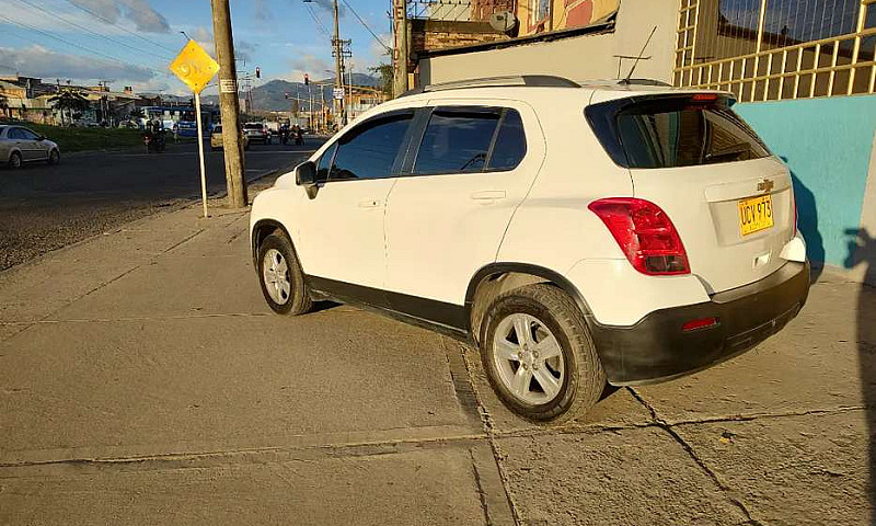 Chevrolet Tracker Ls...