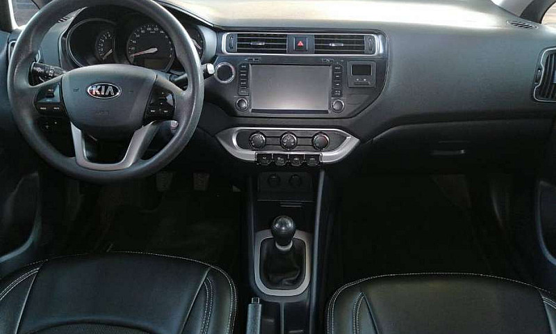Kia Rio R Modelo 201...